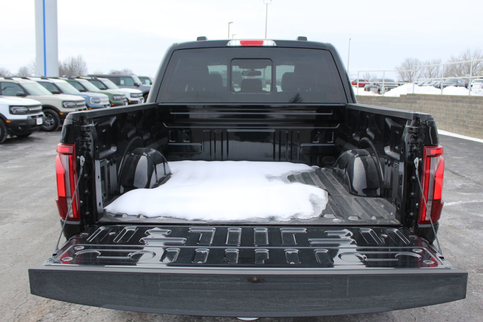 New 2025 Ford F150 Lariat w/ Equipment Group 501A Mid image 19