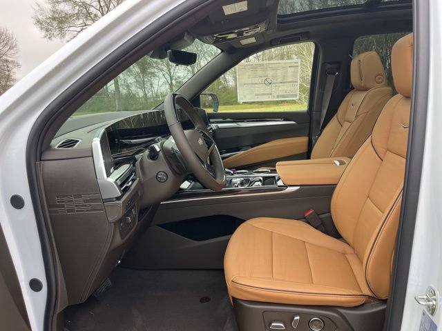New 2026 Cadillac Escalade ESV Luxury w/ Touring Package RWD image 17
