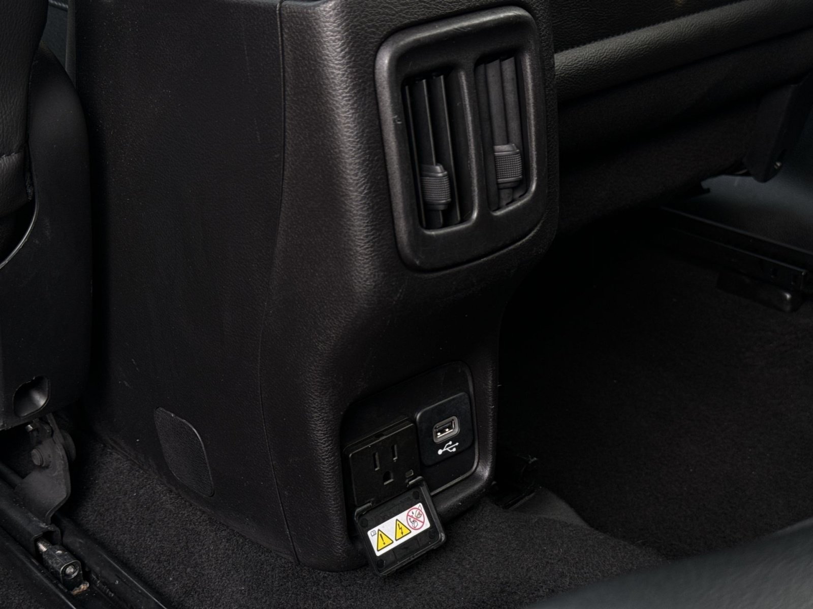 Used 2018 Jeep Compass Trailhawk w/ Safe & Security Group AWD/4WD image 22