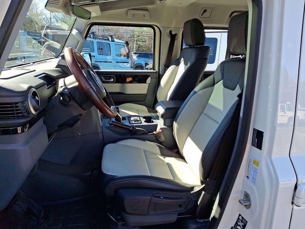 Used 2026 INEOS Grenadier image 8