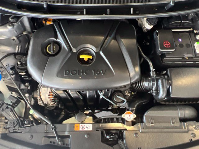 Used 2013 Hyundai Elantra GT FWD image 31
