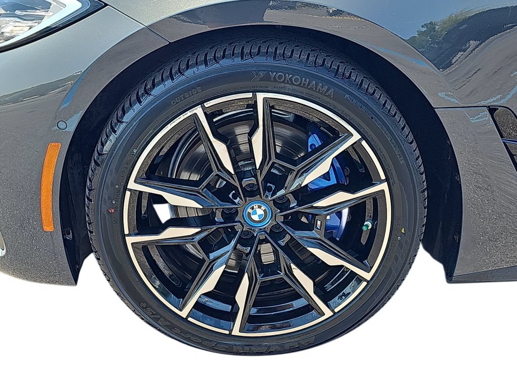 Used 2023 BMW i4 M50 w/ Premium Package AWD/4WD image 31