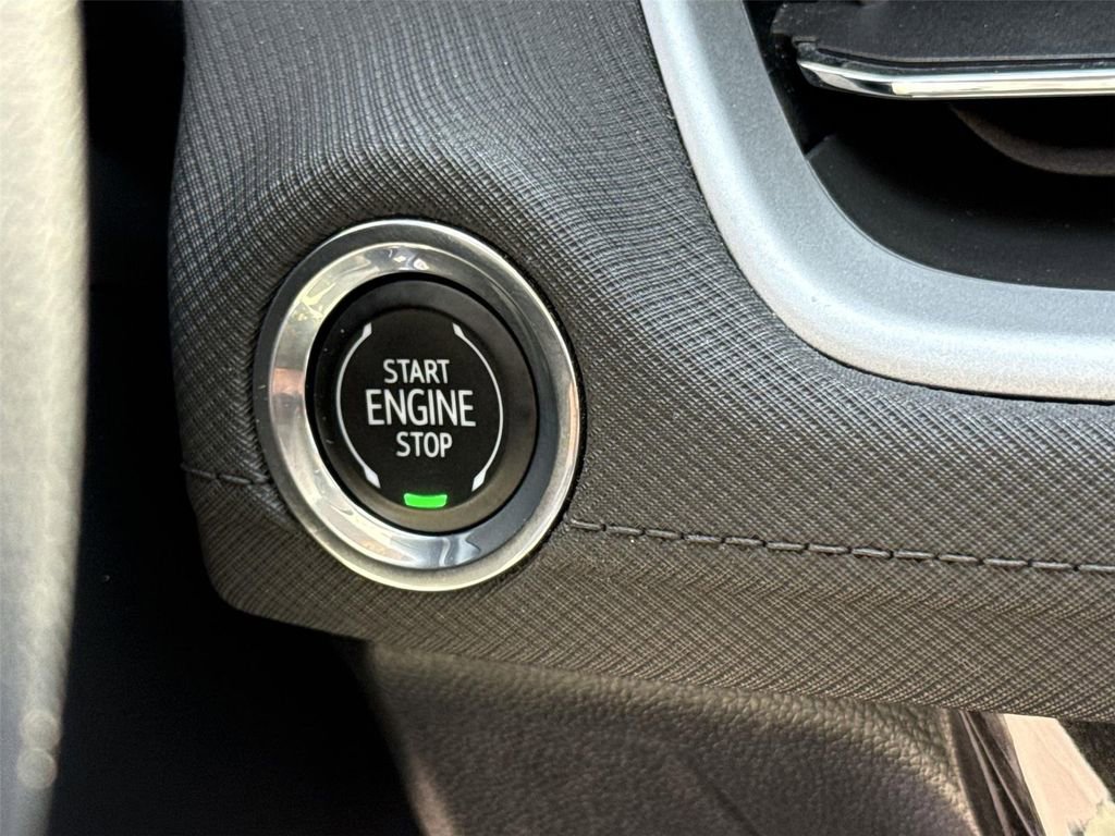 Used 2025 Chevrolet TrailBlazer LT FWD image 15