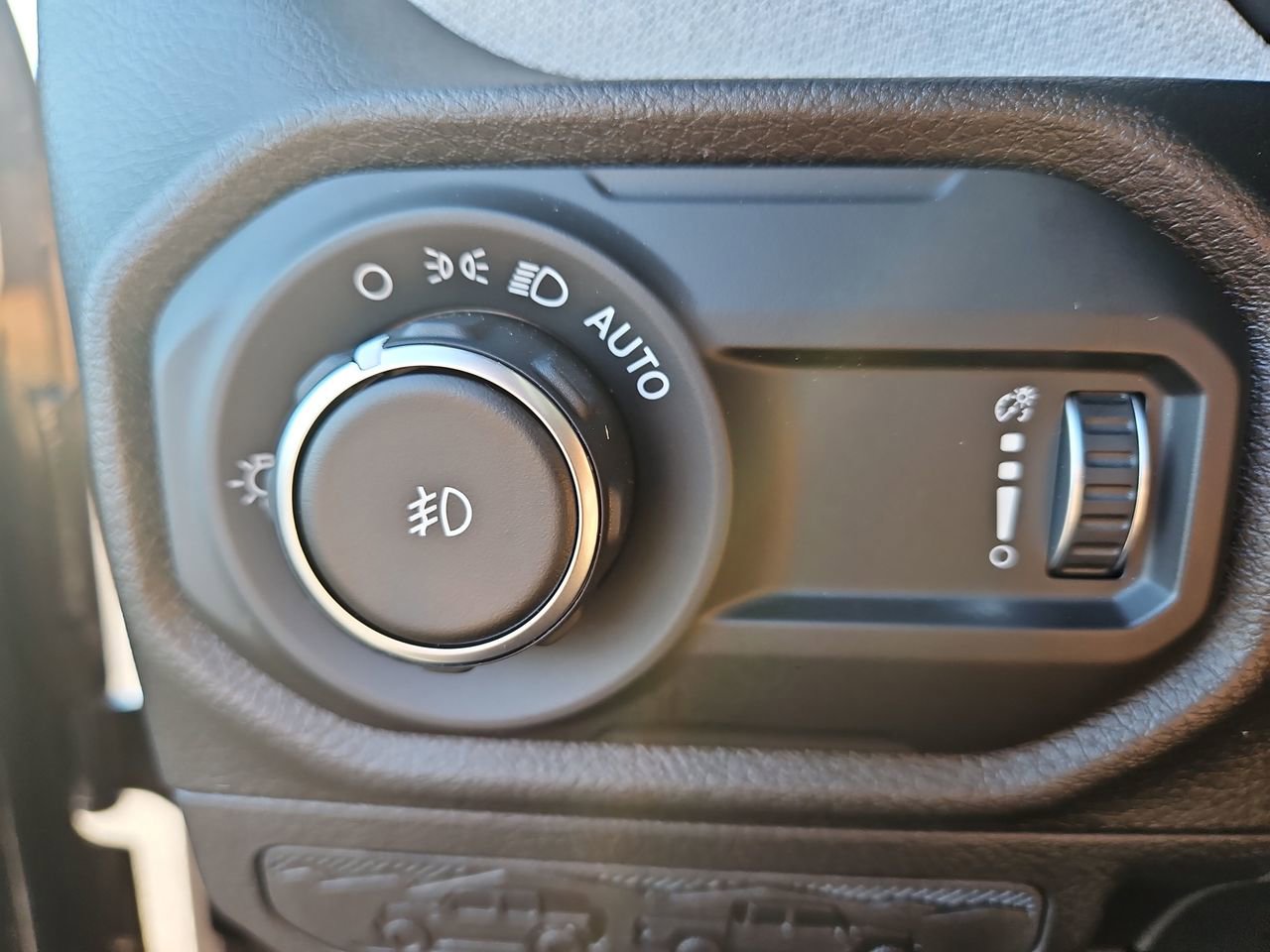 New 2025 Jeep Wrangler Sport S image 31