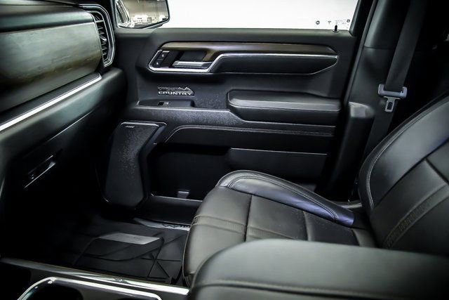 Used 2024 Chevrolet Silverado 1500 High Country w/ High Country Premium Package image 24