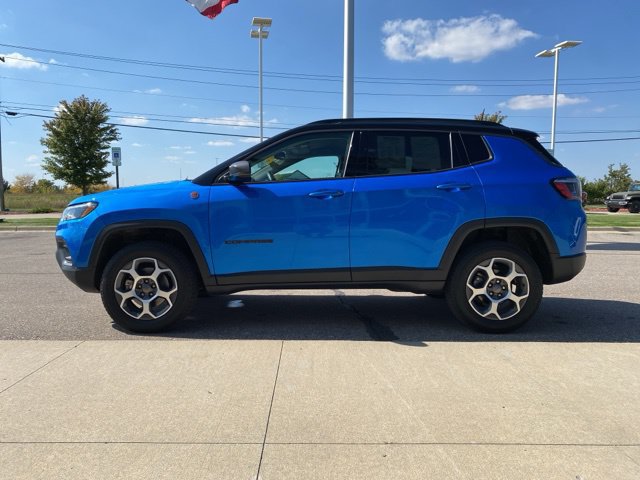 Certified 2022 Jeep Compass Trailhawk w/ Trailhawk Convenience Group AWD/4WD image 8