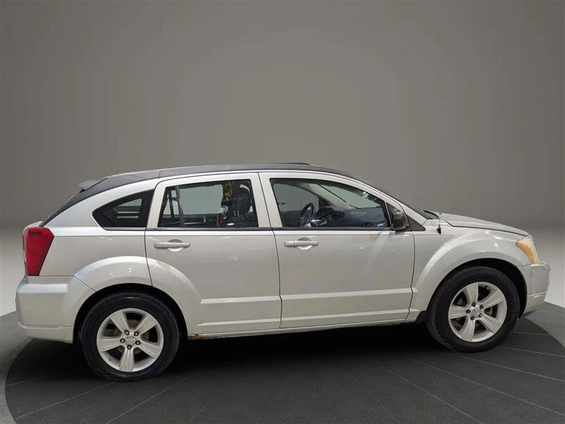 Used 2010 Dodge Caliber SXT image 6