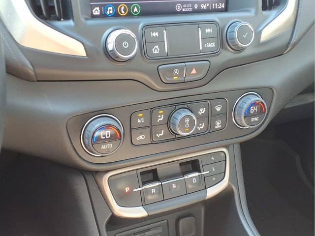 Used 2023 GMC Terrain Denali w/ Denali Premium Package AWD/4WD image 15