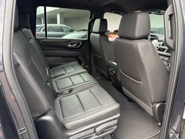 Used 2023 Chevrolet Suburban LT AWD/4WD image 10