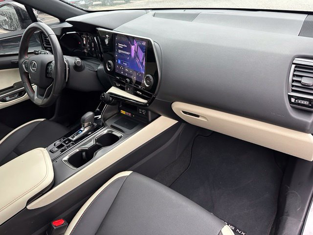 Used 2024 Lexus NX 350 AWD image 9