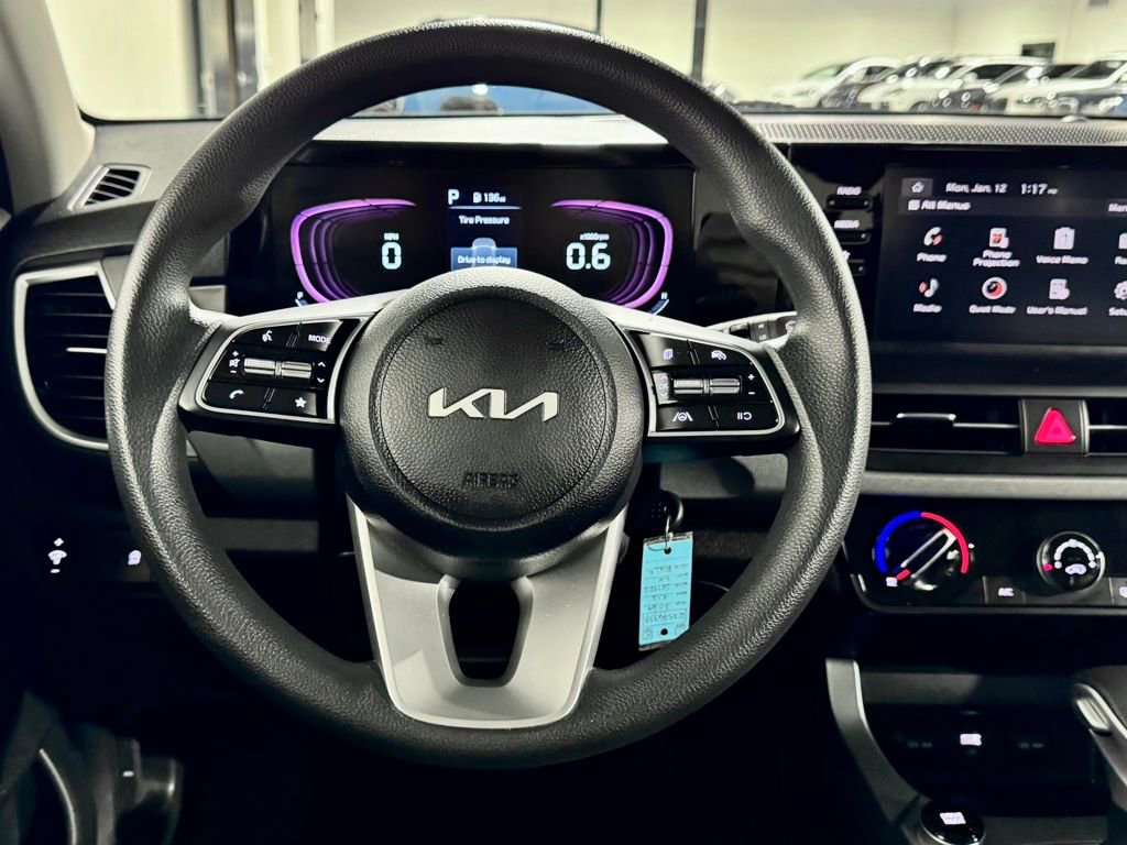 Used 2024 Kia Seltos LX image 15