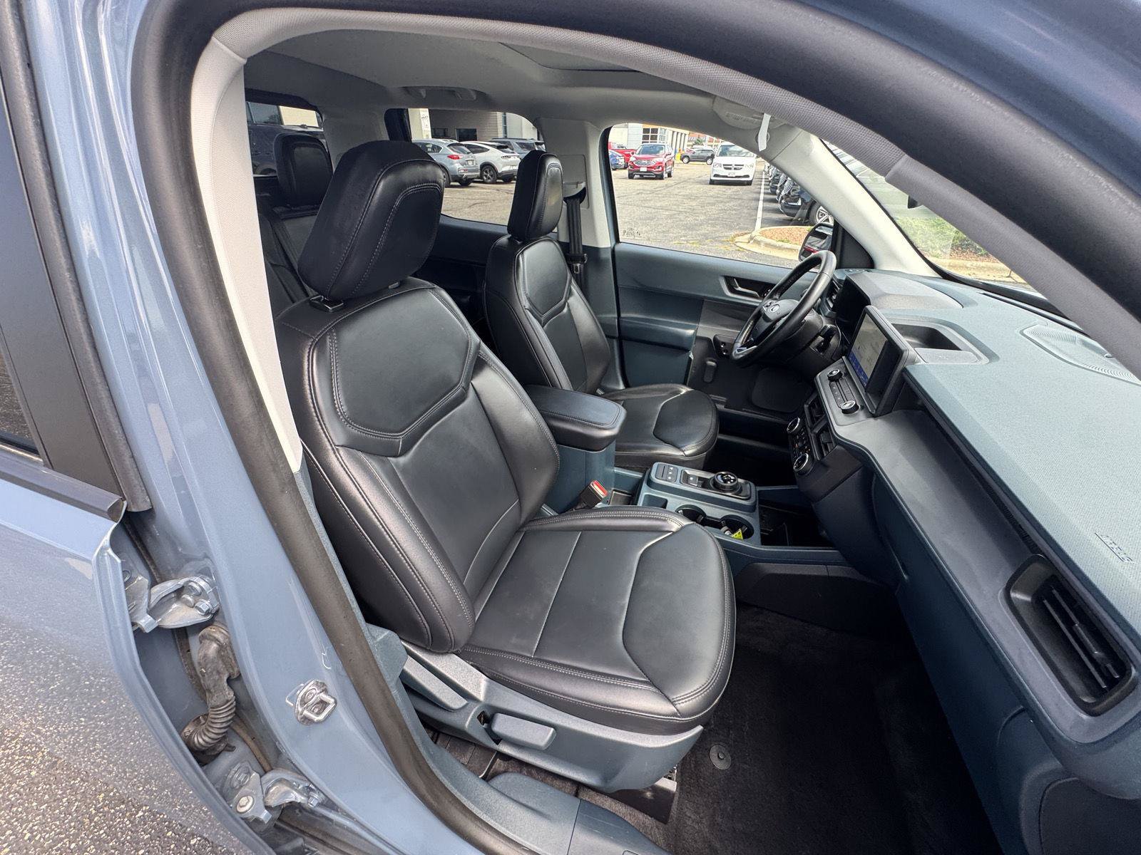 Certified 2024 Ford Maverick Lariat w/ Black Appearance Package FWD image 27