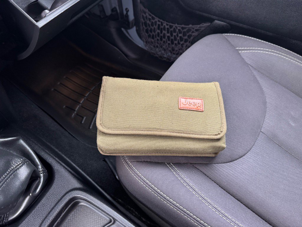 Used 2014 Jeep Wrangler Unlimited Sahara w/ Max Tow Package image 30