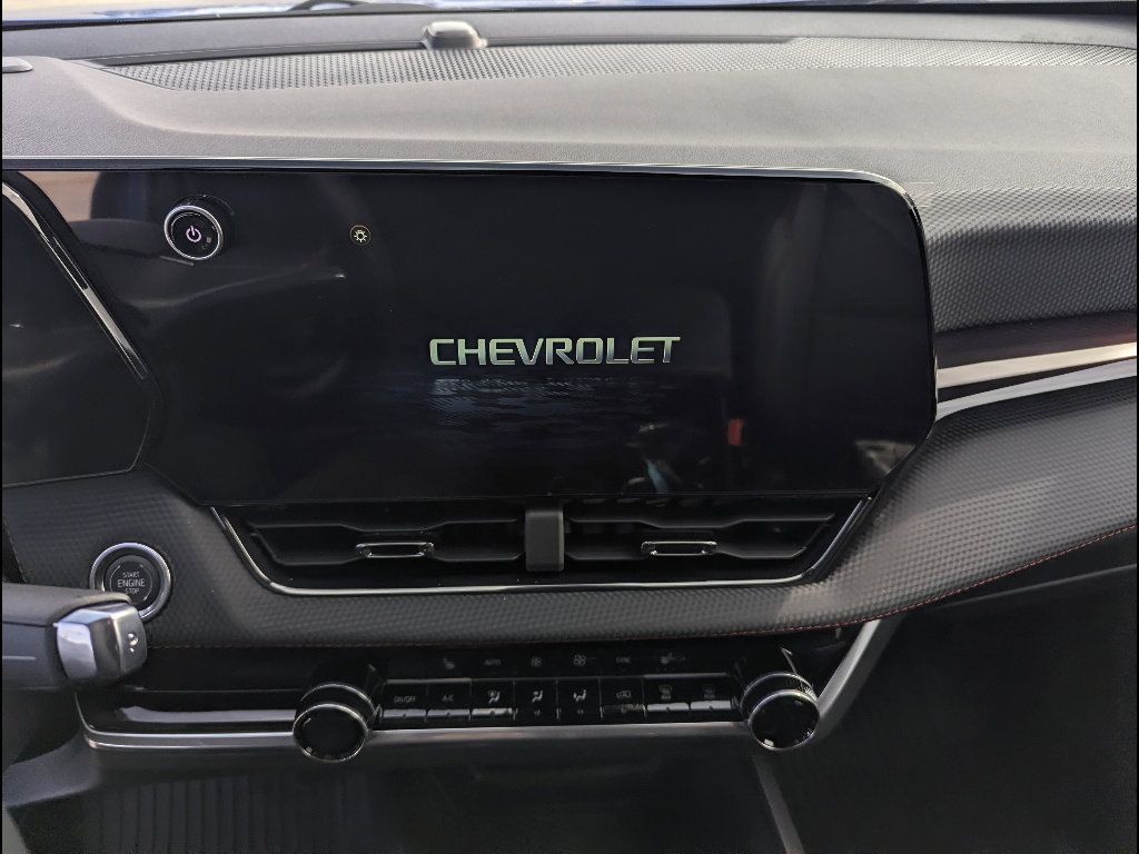 New 2026 Chevrolet Equinox RS w/ LPO, Floor Liner Package image 23