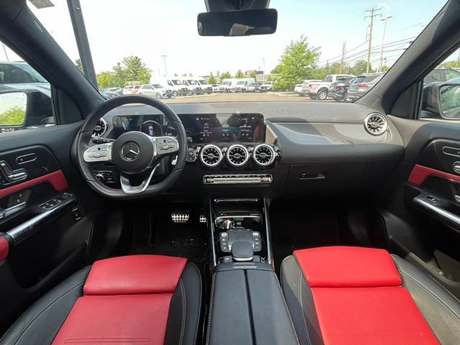 Certified 2022 Mercedes-Benz GLA 35 AMG 4MATIC image 14