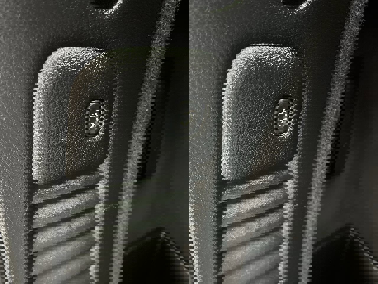 Used 2017 Dodge Durango GT w/ Nav & Power Liftgate Group image 29