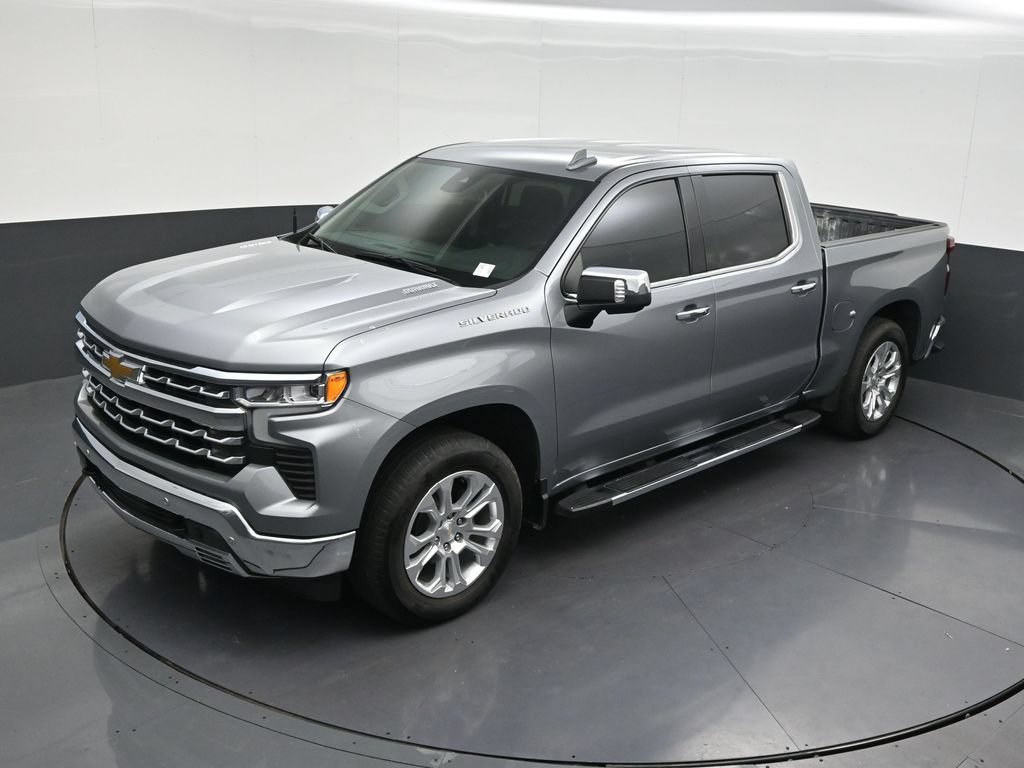 Used 2024 Chevrolet Silverado 1500 LTZ RWD image 16