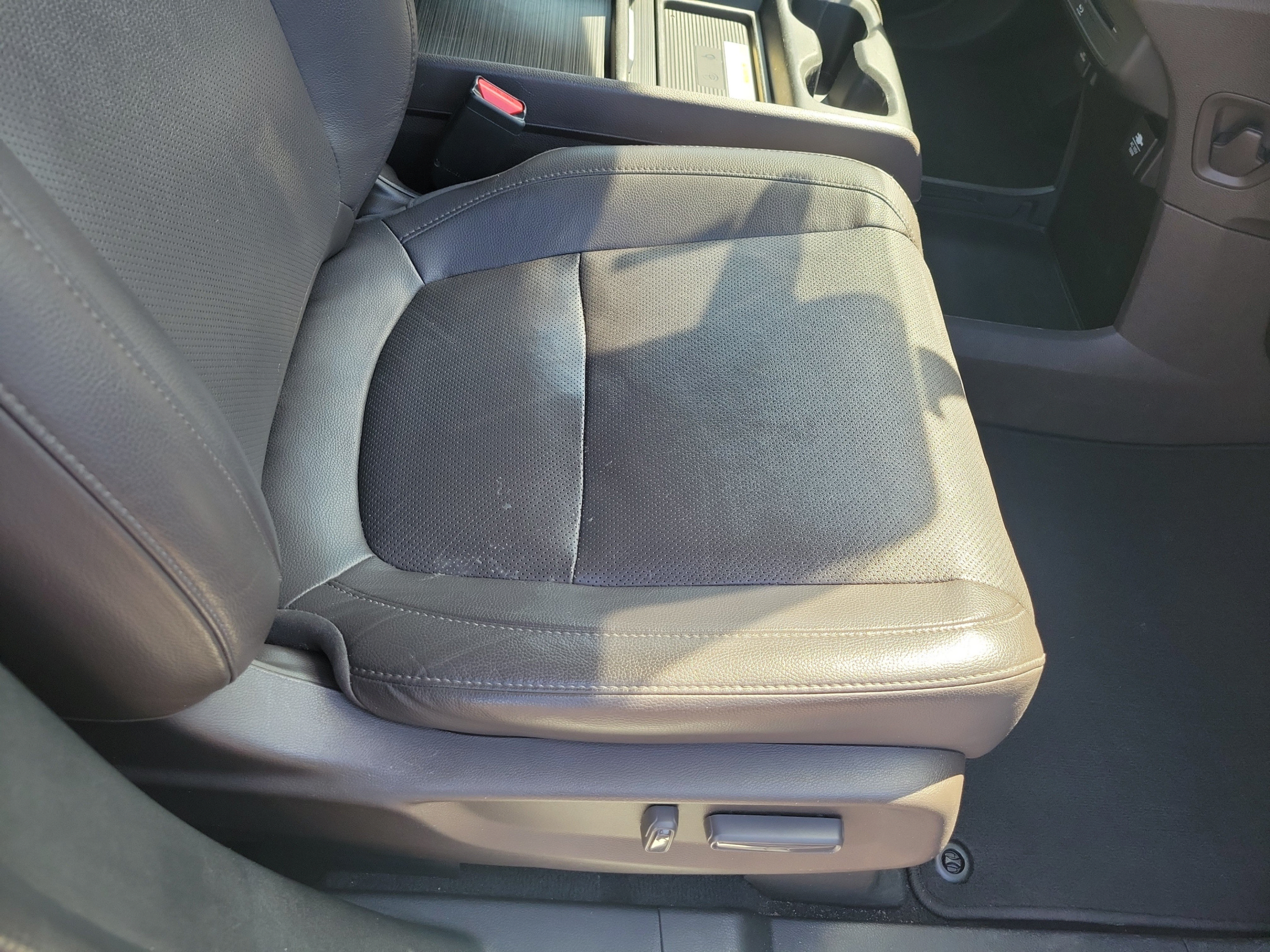 Certified 2018 Honda Odyssey Elite image 19