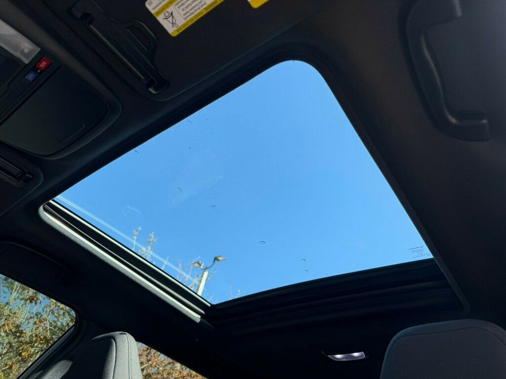 Used 2025 Subaru Forester Premium w/ Convenience Package #1 image 7