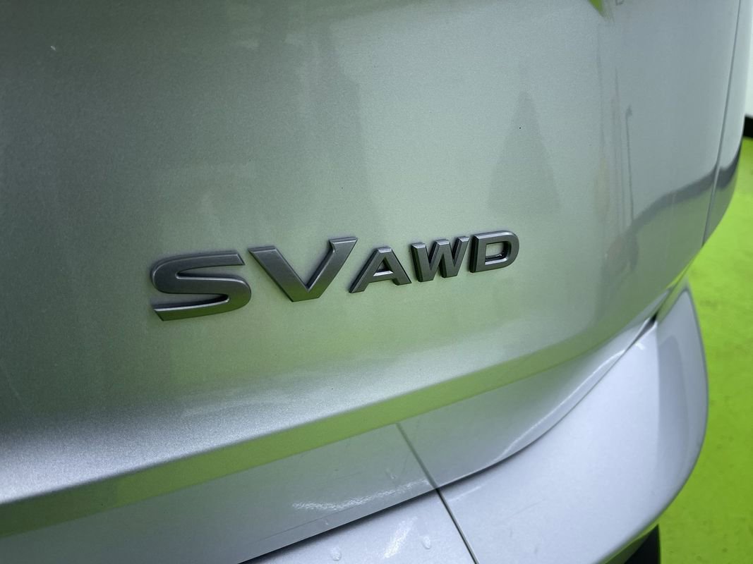 Used 2024 Nissan Rogue SV image 13