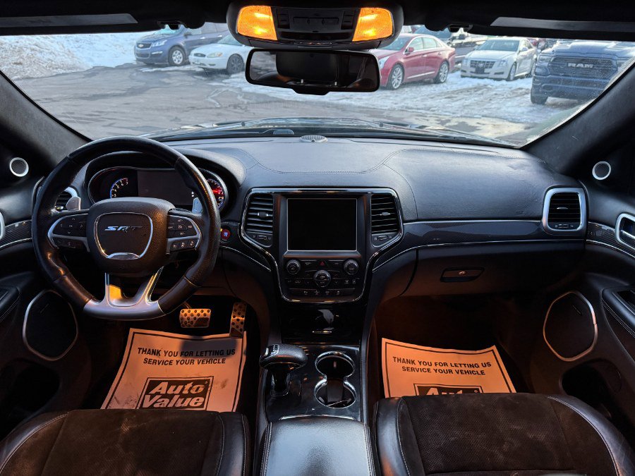 Used 2015 Jeep Grand Cherokee SRT w/ Luxury Group II image 21