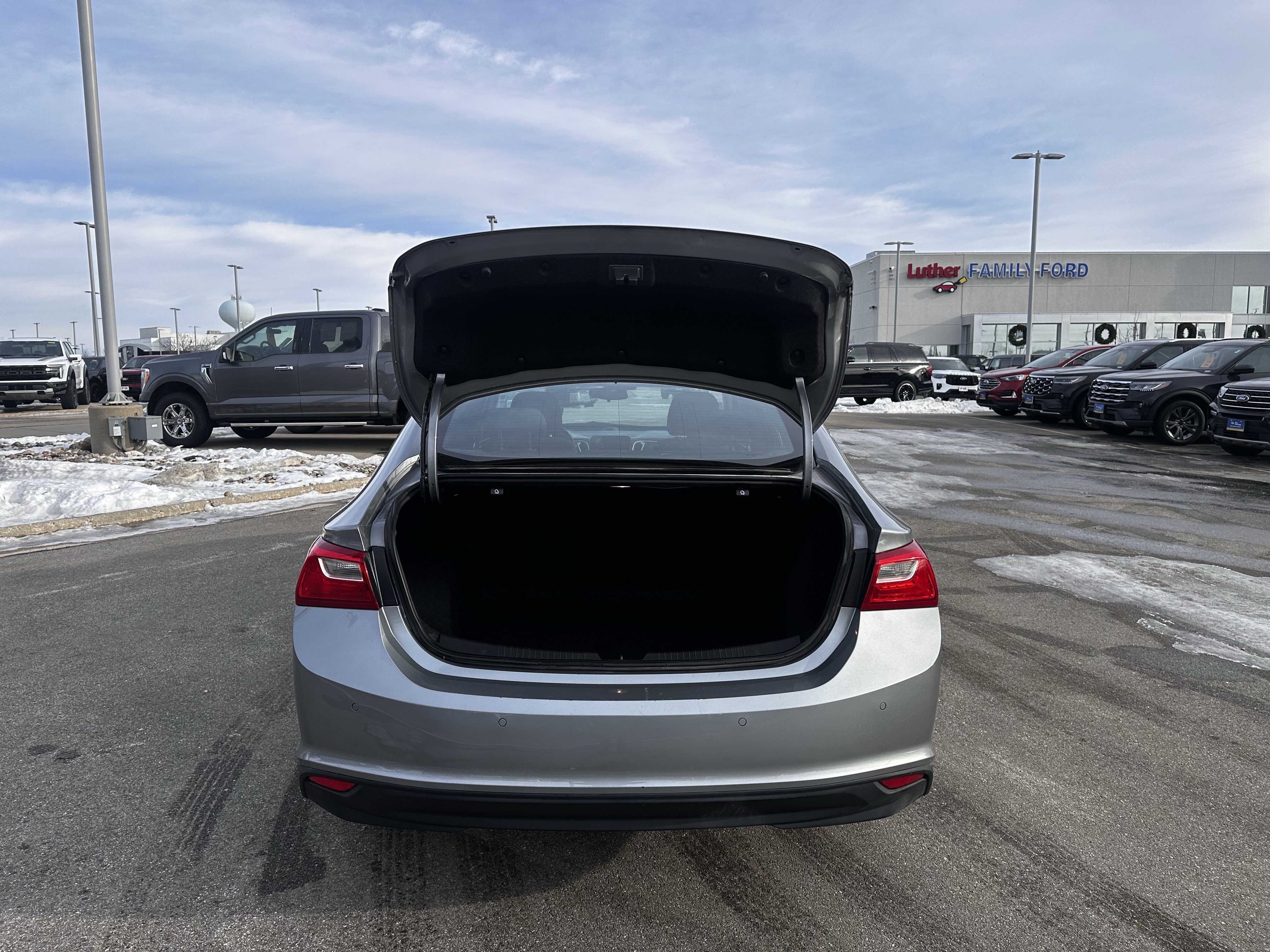 Used 2024 Chevrolet Malibu LT image 22