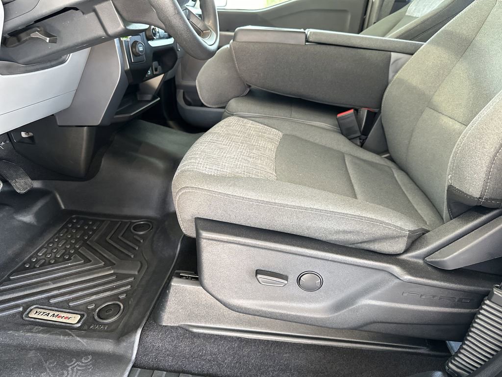 Used 2023 Ford F150 XLT RWD image 14
