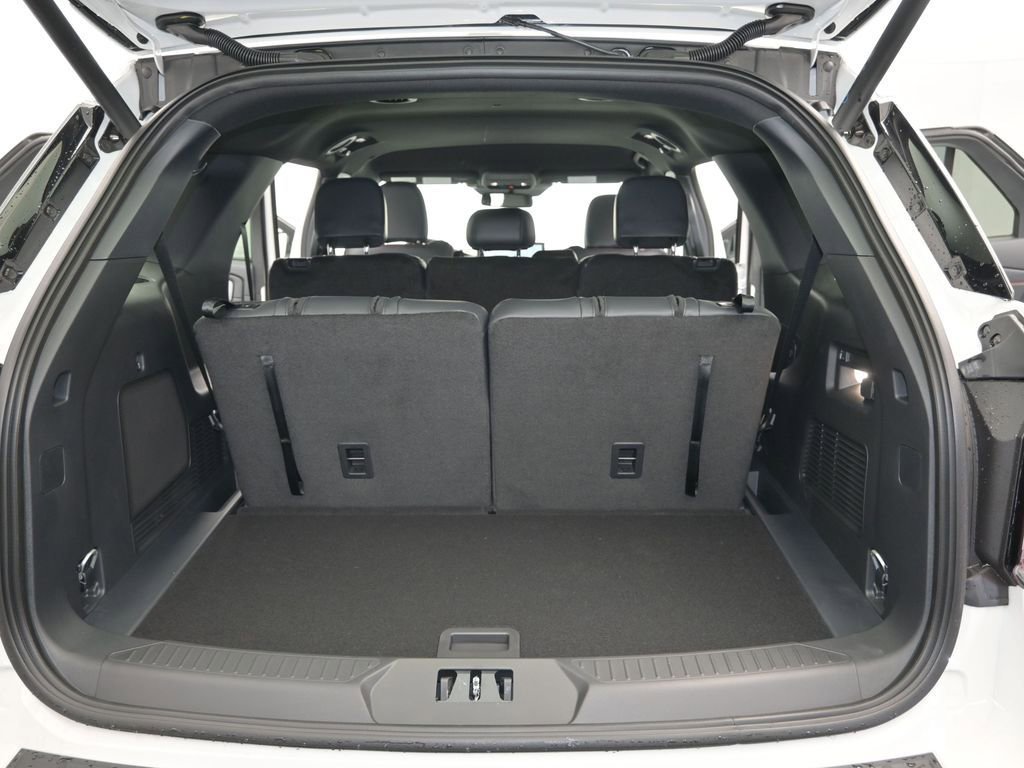 New 2026 Ford Explorer ST-Line w/ Premium Package image 11