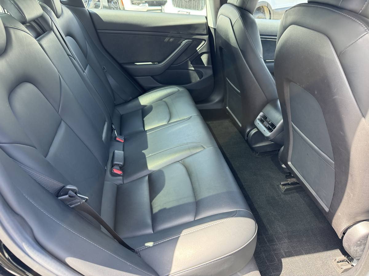Used 2019 Tesla Model 3 Standard Range RWD image 19
