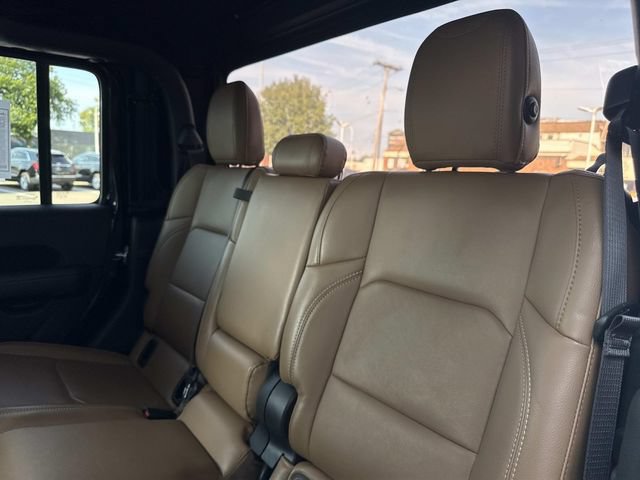 Used 2023 Jeep Gladiator Rubicon w/ Cold Weather Group AWD/4WD image 59