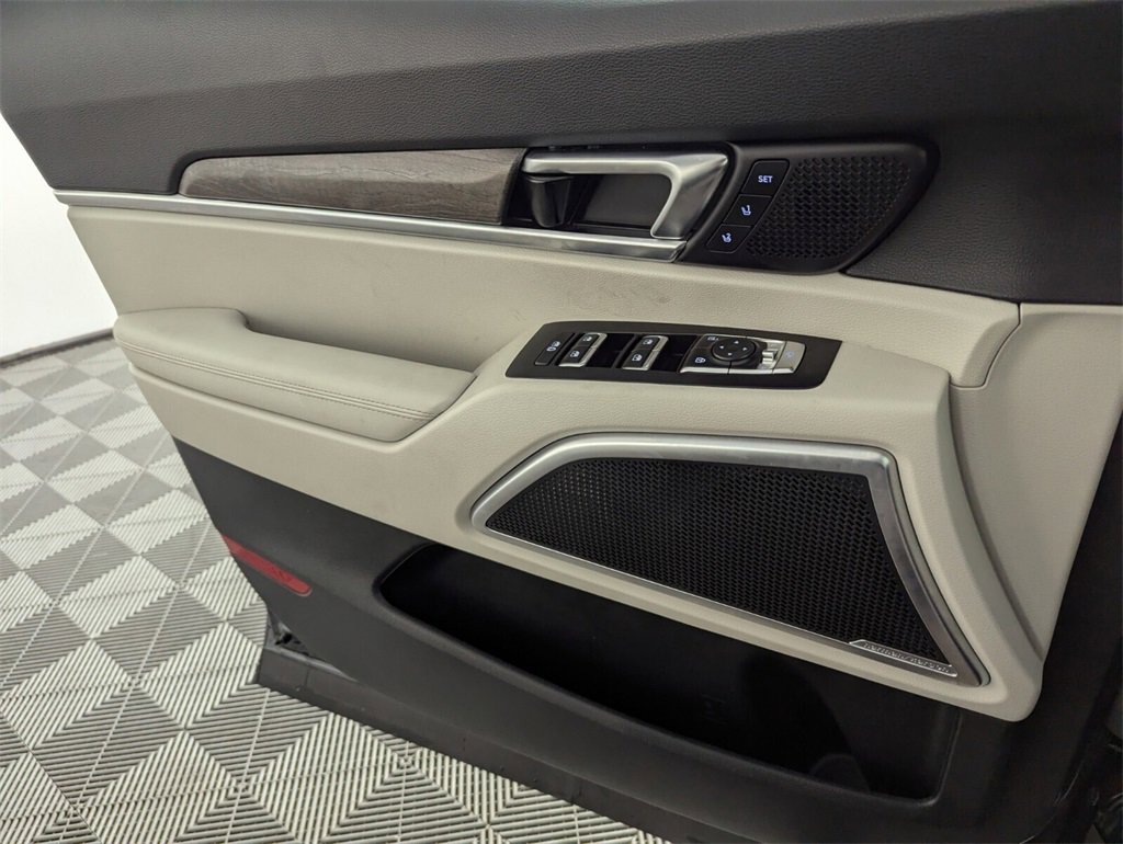 Used 2022 Kia Telluride SX w/ Towing Package image 31