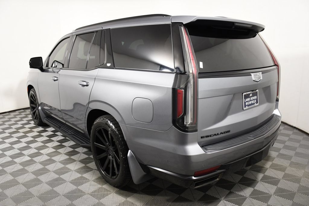 Used 2021 Cadillac Escalade Sport w/ Driver Assist Tech Package AWD/4WD image 4
