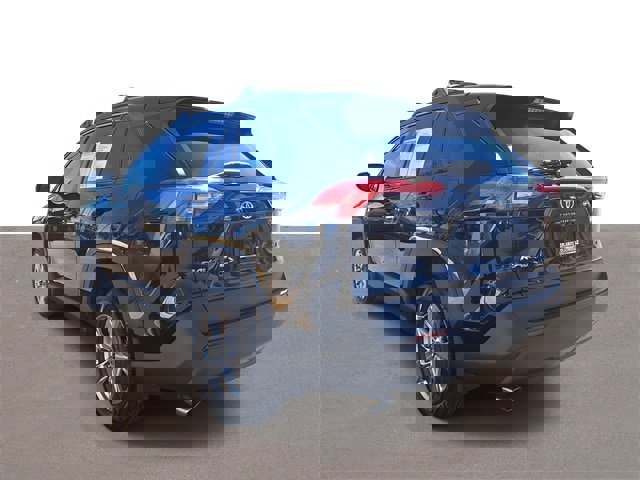 Used 2023 Toyota RAV4 XLE image 3