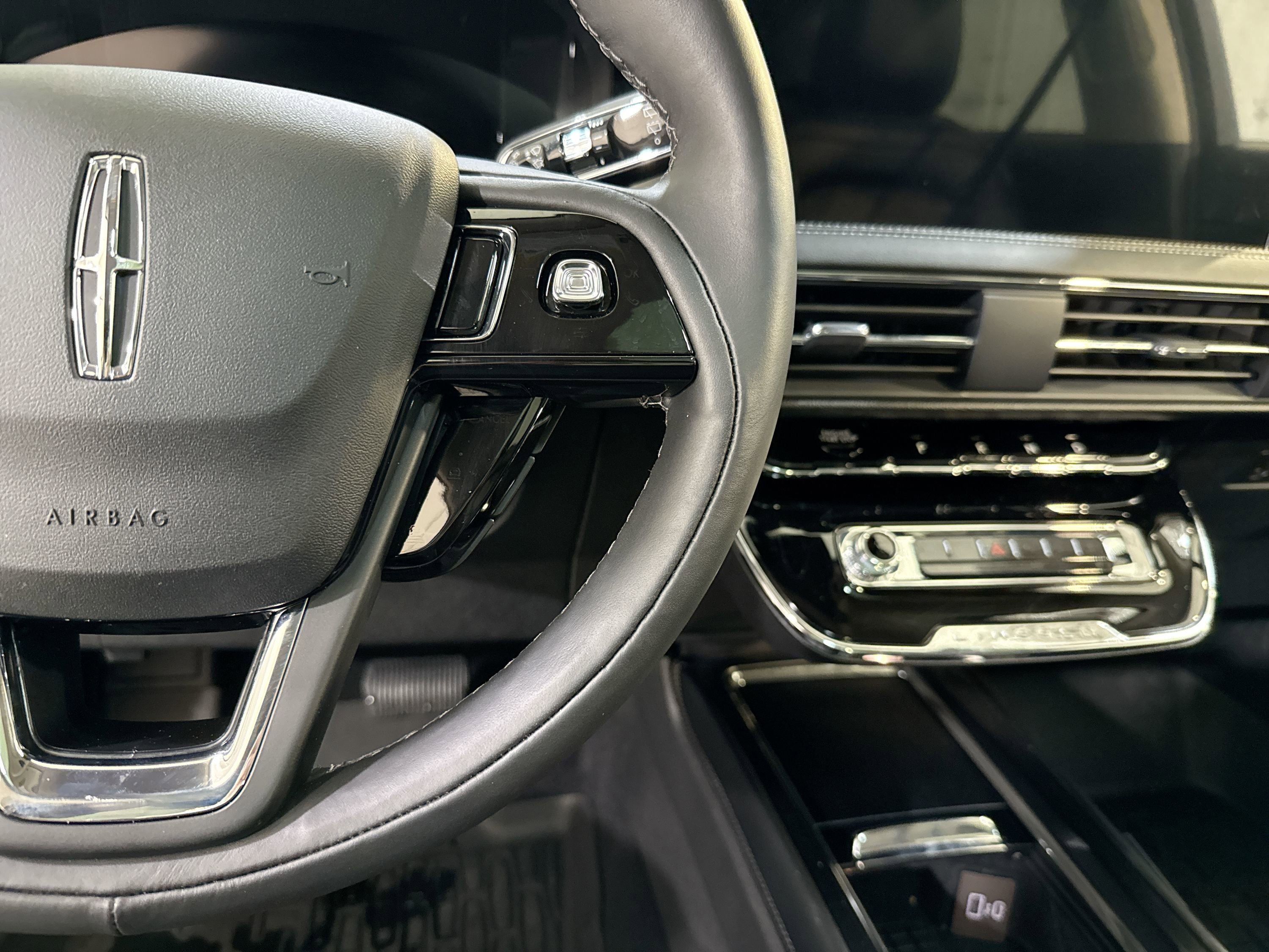New 2026 Lincoln Corsair Reserve FWD image 15