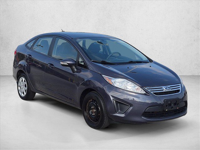 Used 2013 Ford Fiesta SE FWD image 3