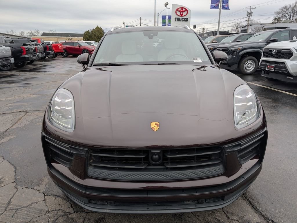 Used 2024 Porsche Macan image 11