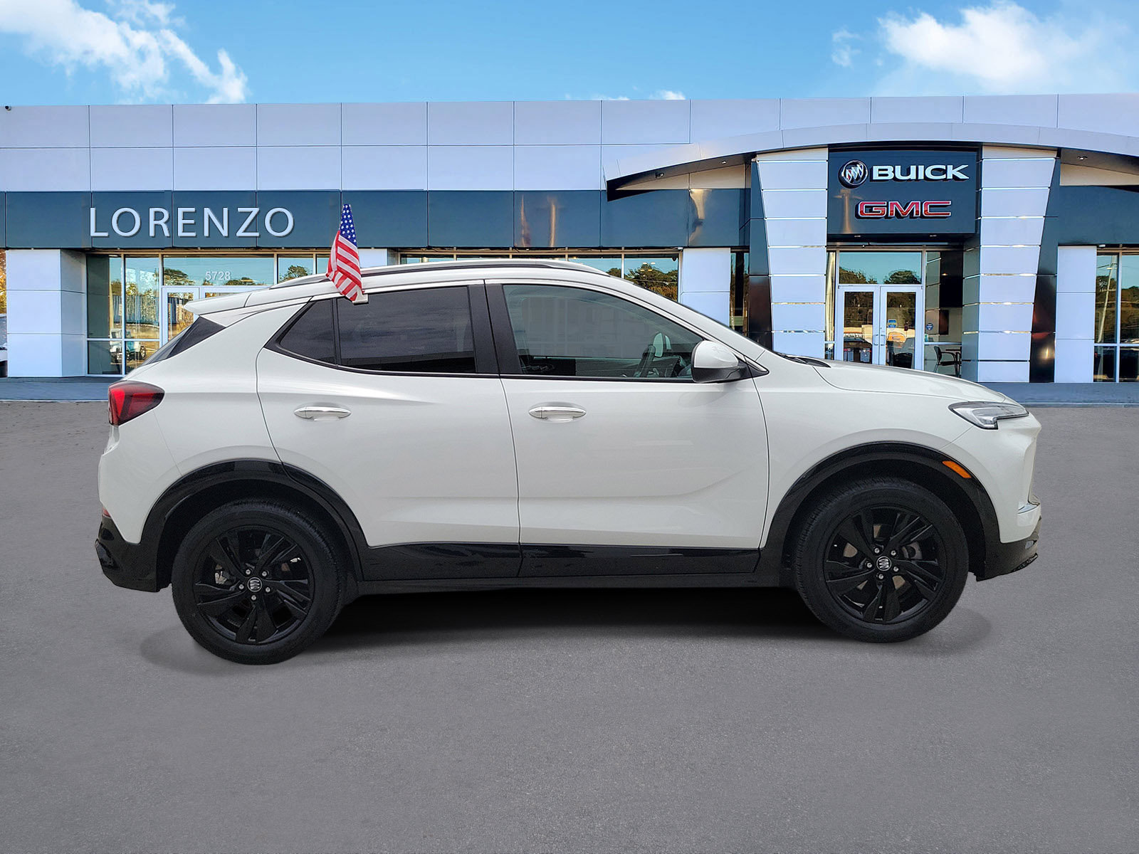 Used 2024 Buick Encore GX Sport Touring AWD/4WD image 4