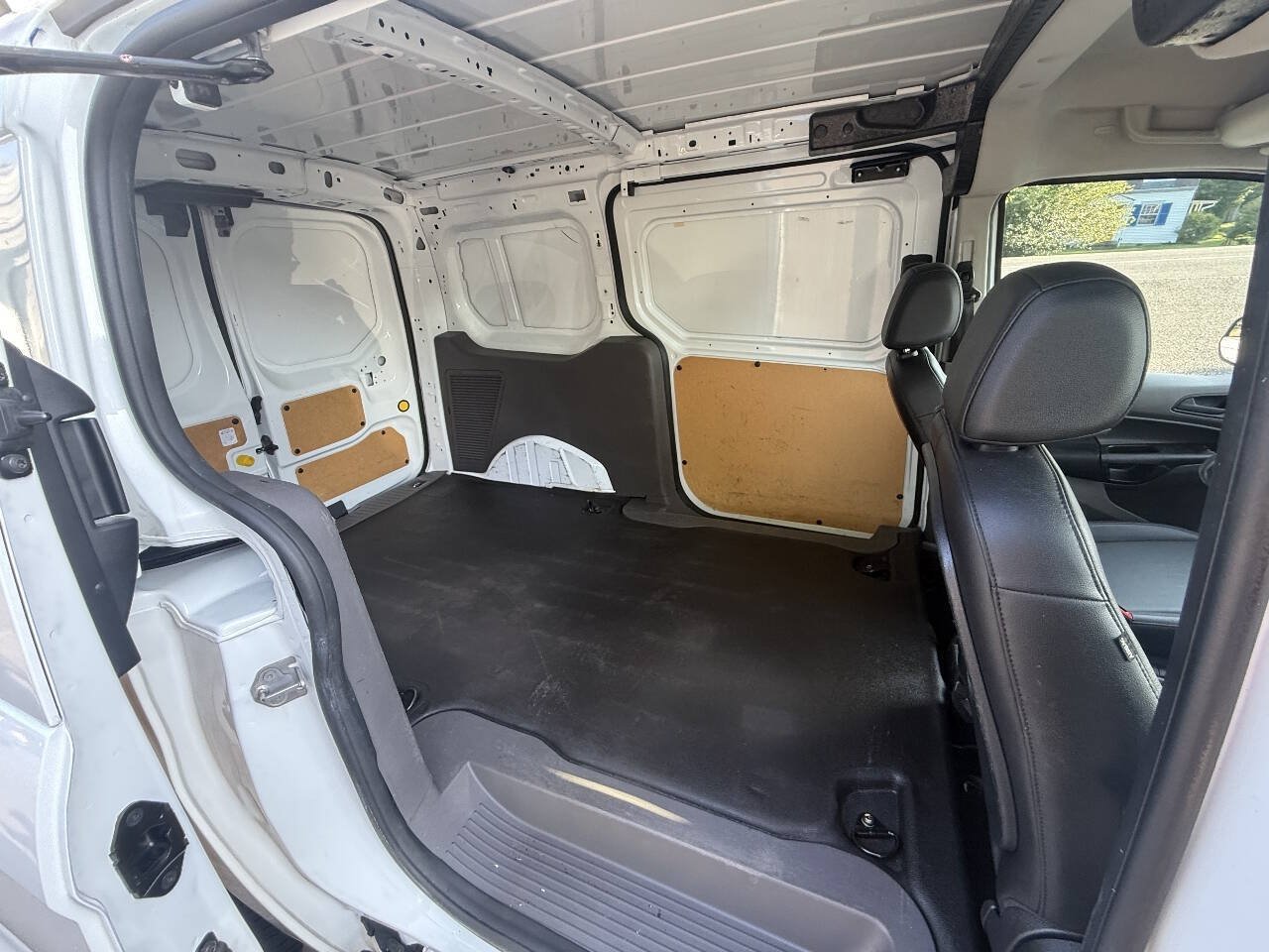 Used 2020 Ford Transit Connect XL FWD image 19