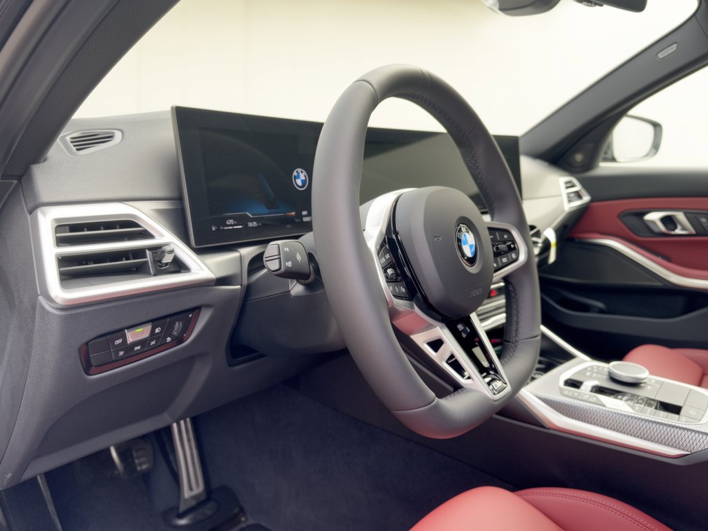 New 2026 BMW 330i xDrive Sedan w/ M Sport Package AWD/4WD image 4