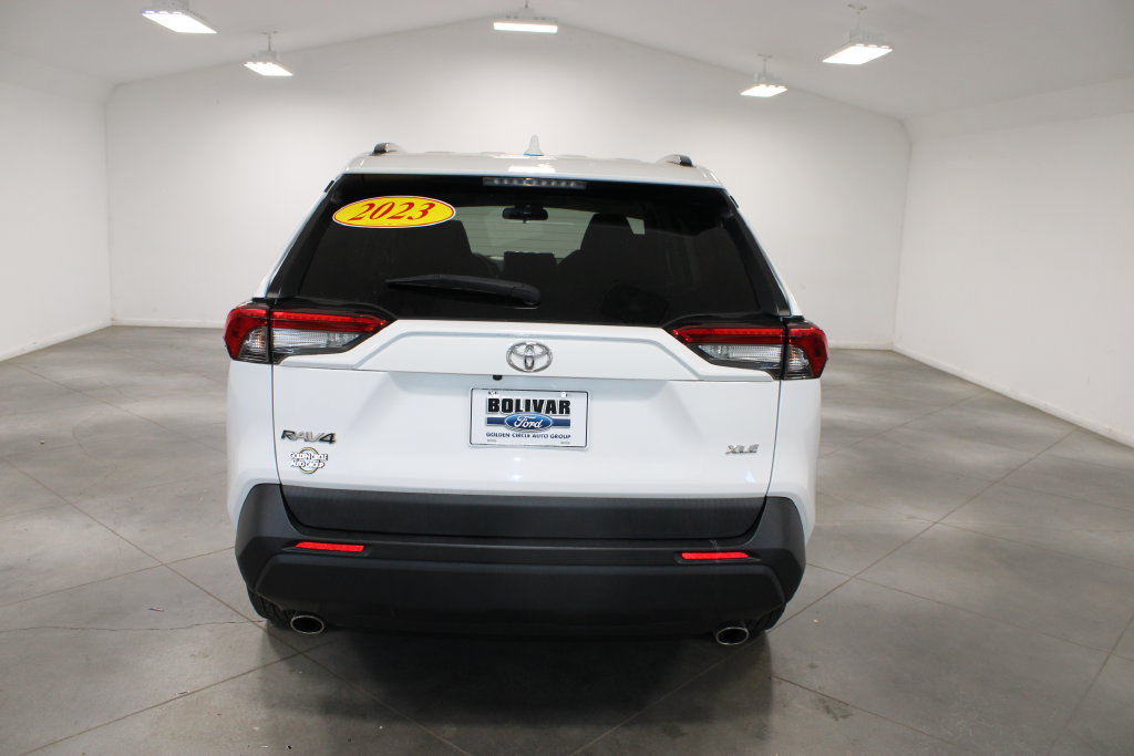 Used 2023 Toyota RAV4 XLE FWD image 8