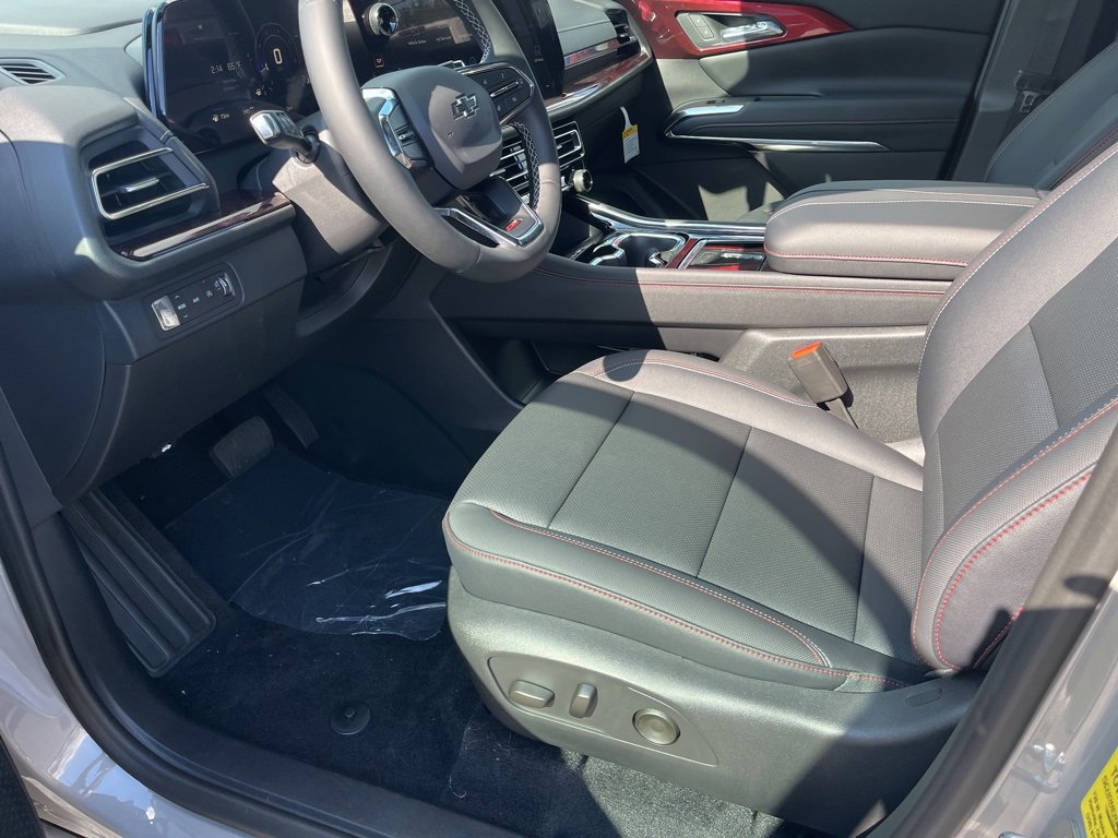 New 2026 Chevrolet Traverse Z71 w/ Driver Confidence Package image 11