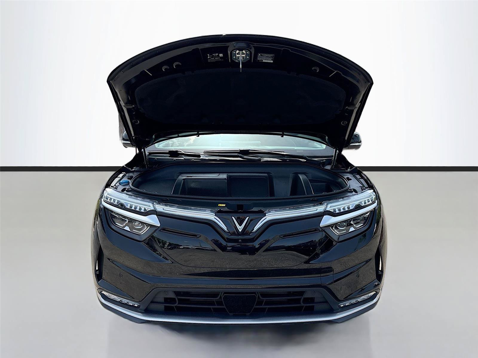 New 2025 VinFast VF 8 Eco AWD/4WD image 32