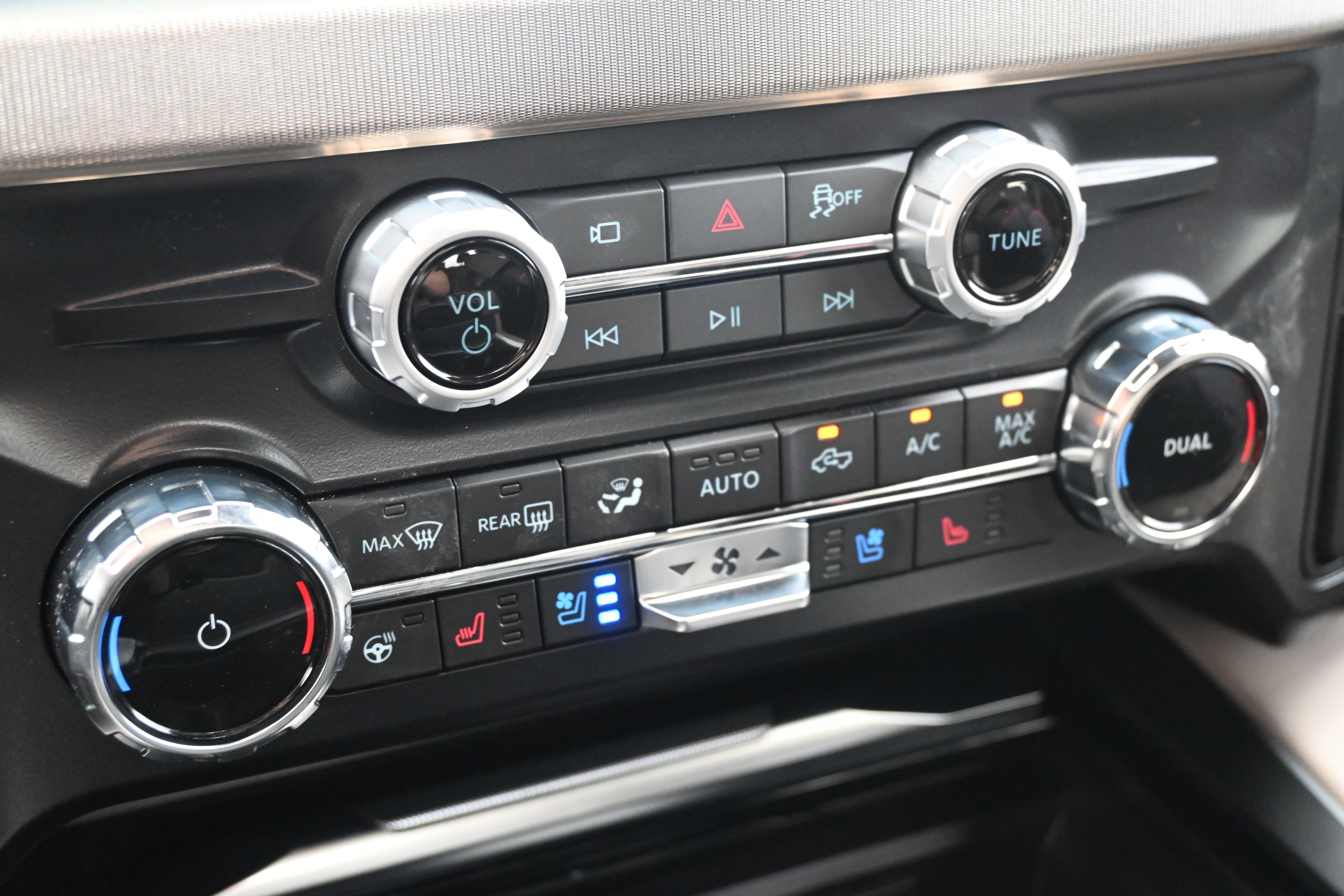 Used 2026 Ford F450 Platinum w/ Platinum Plus Package image 22