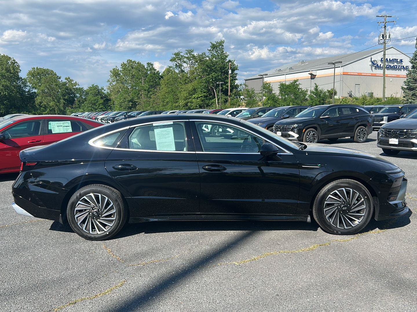 Certified 2025 Hyundai Sonata Limited FWD image 9