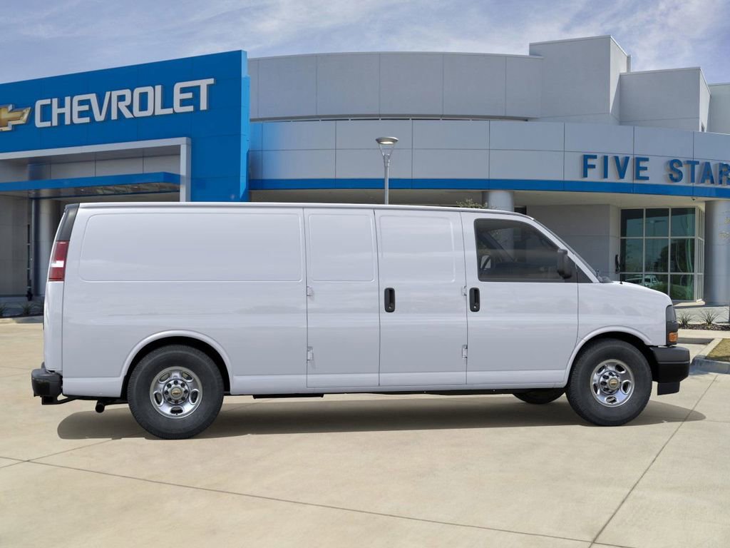New 2026 Chevrolet Express 2500 Extended w/ Enhanced Convenience Package RWD image 5