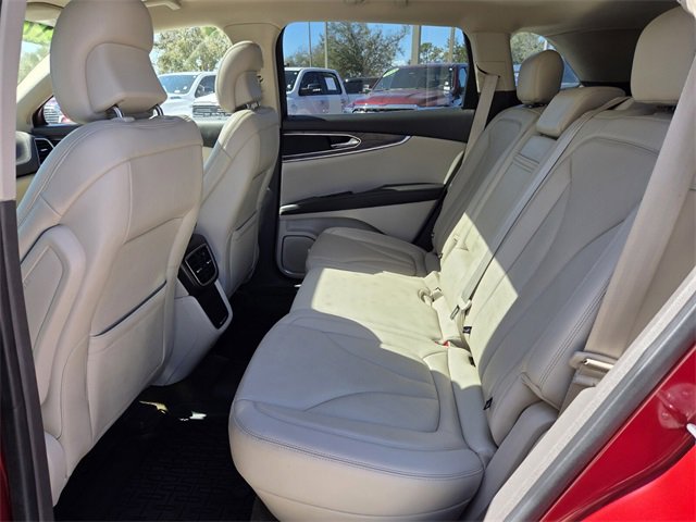 Used 2017 Lincoln MKX Reserve image 14