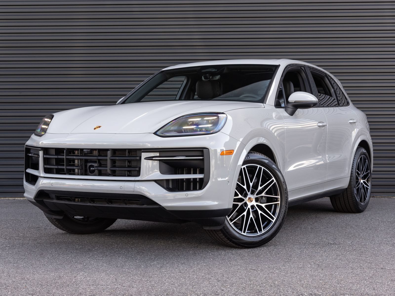 New 2026 Porsche Cayenne AWD/4WD image 1