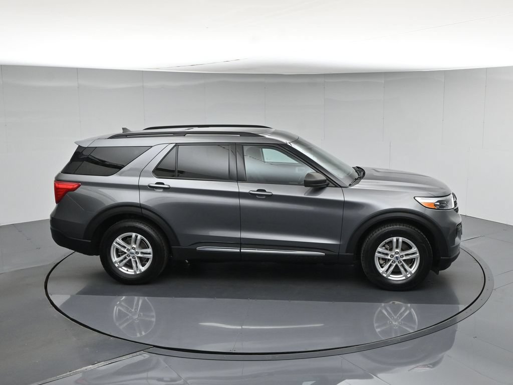 Used 2023 Ford Explorer XLT RWD image 55