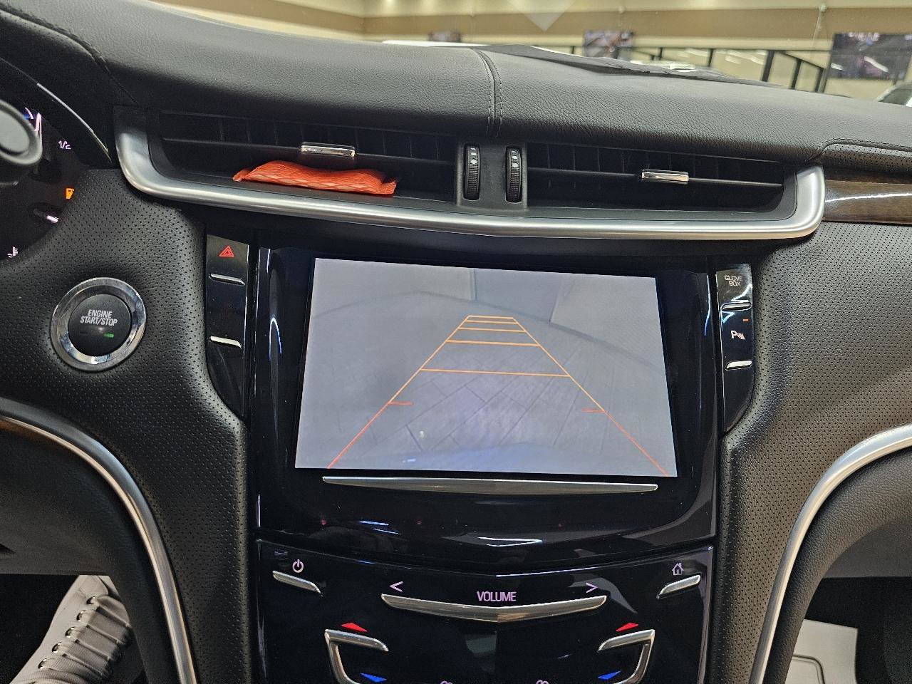 Used 2013 Cadillac XTS Luxury FWD image 32
