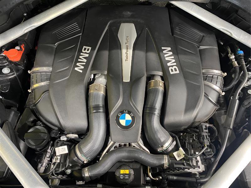 Used 2019 BMW X5 xDrive50i w/ M Sport Package image 27